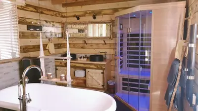 Salle de bains dans l'établissement Etangs du Moulin