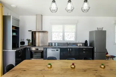 Cuisine ou kitchenette dans l'établissement Gîte le Haut Rivage