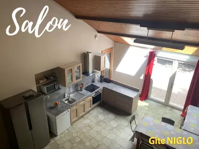 Cuisine ou kitchenette dans l'établissement Niglo