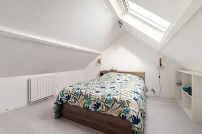 Un ou plusieurs lits dans un hébergement de l'établissement maison proche Disneyland , parc des Félins et Coulommiers