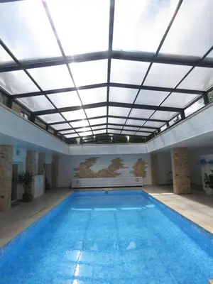 Piscine de l'établissement LA CHINOISERIE ou située à proximité