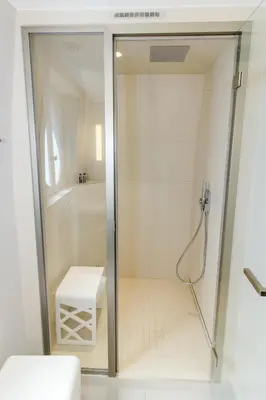 Salle de bains dans l'établissement La Noctambulle Forum
