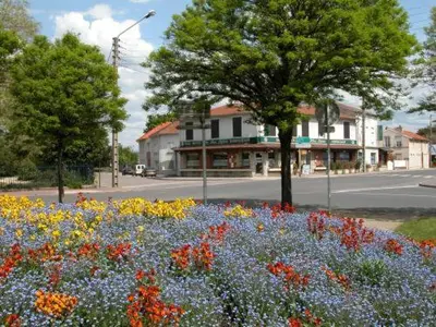 Jardin de l'établissement Hotel Au Bon Sejour