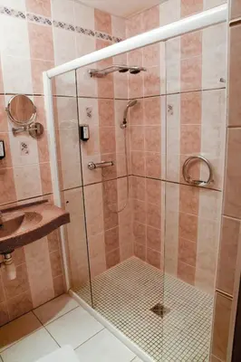 Salle de bains dans l'établissement Hotel Bristol