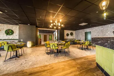 Coin salon dans l'établissement Best Western Le Relais du Vigneron