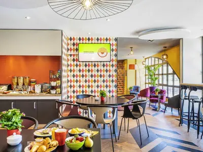 Nourriture dans l'hôtel ou à proximité