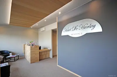 Hall ou réception de l'établissement Cit'Hotel De Harlay