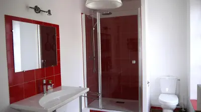 Salle de bains dans l'établissement Gîte du Domaine du Ru