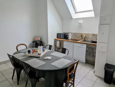 Cuisine ou kitchenette dans l'établissement LE CHARME D OGNES