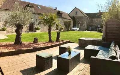 Jardin de l'établissement Gîte de l'Homme Blanc