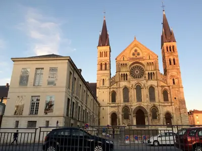 Plan de l'établissement LE NID DES ROIS, à 2 pas de la Cathédrale