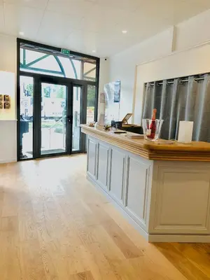 Cuisine ou kitchenette dans l'établissement Hôtel Porte Mars - Reims Gare Centre Arena