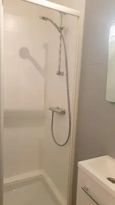 Salle de bains dans l'établissement Le Galope, Appartement centre Compiègne
