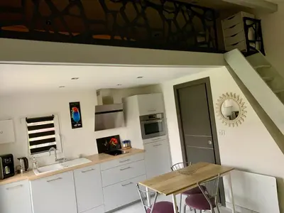 Cuisine ou kitchenette dans l'établissement Studio à la campagne & Jacuzzi