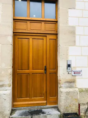 Plan de l'établissement Superbe appartement type loft en duplex rue Buat