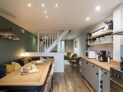 Cuisine ou kitchenette dans l'établissement Jane Austen Lake Retreat