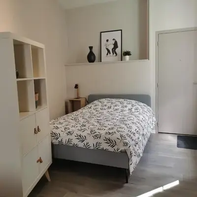 Suite Orphelins 2 (rdc)