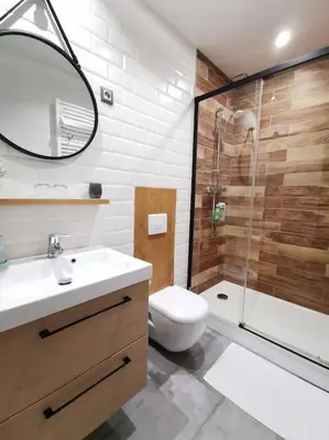 Salle de bains dans l'établissement Les Bulles d'Aÿ - Studio