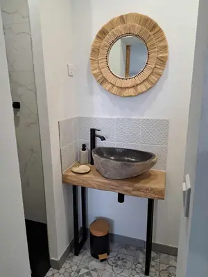 Salle de bains dans l'établissement Au charme d'antan