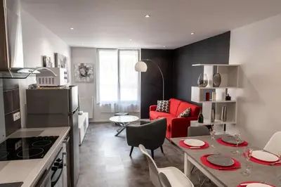 Cuisine ou kitchenette dans l'établissement Champenois GARAGE PRIVATIF hypercentre 6 pers