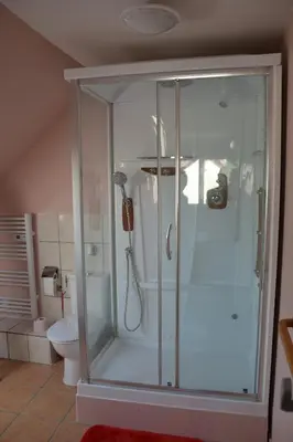 Salle de bains dans l'établissement Les Talents Aiguilles
