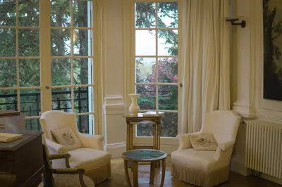 Coin salon dans l'établissement La Villa by Michel Gonet