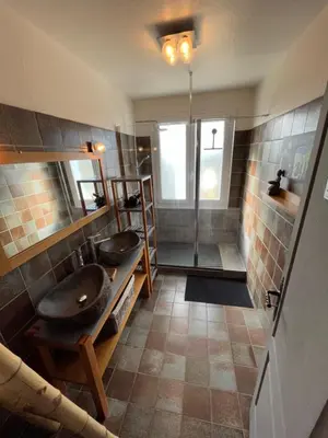 Cuisine ou kitchenette dans l'établissement Gîtes Chez Charles