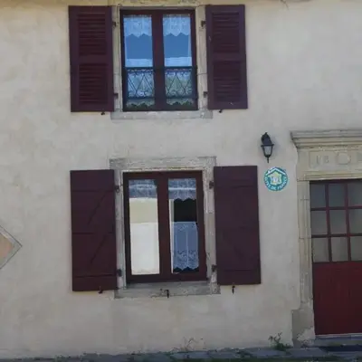 Gîte confortable à Halles-sous-les-Côtes avec cheminée et terrasse - FR-1-585-5