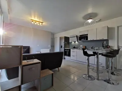 Cuisine ou kitchenette dans l'établissement Villa 5 chambres - 3 salles de bain