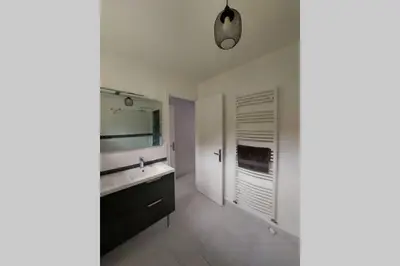 Salle de bains dans l'établissement Gîte en bord de Meuse