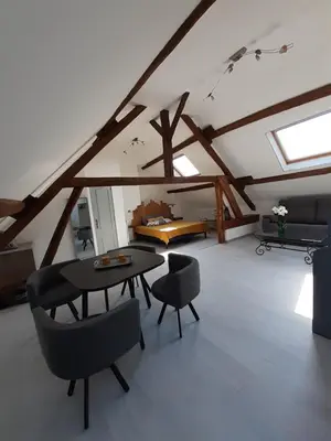 Coin salon dans l'établissement LA BONNE ADRESSE