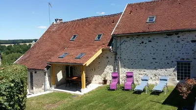 Jardin de l'établissement Gîte le Pilon