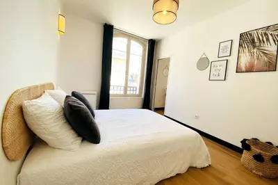 Un ou plusieurs lits dans un hébergement de l'établissement Reims - Place du Forum - Cathédrale Hyper Centre