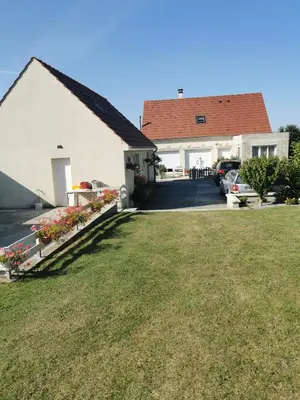 Jardin de l'établissement Bienvenue chez moi à Concevreux