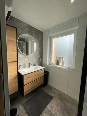 Salle de bains dans l'établissement Le Séjour qu'on M