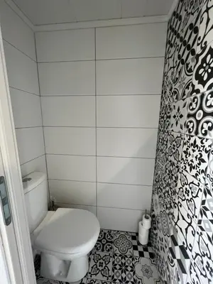 Salle de bains dans l'établissement Le Séjour qu'on M