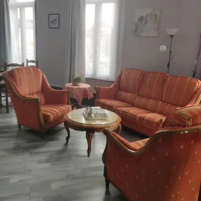 Coin salon dans l'établissement L'Avesnois