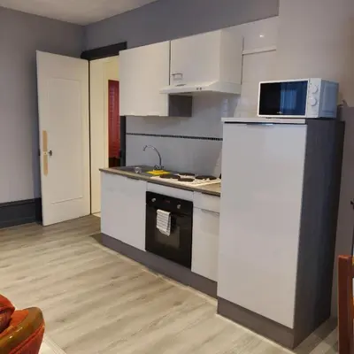 Cuisine ou kitchenette dans l'établissement L'Avesnois