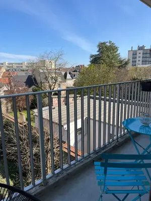 Balcon ou terrasse dans l'établissement Centre Reims Cathédrale avec balcon
