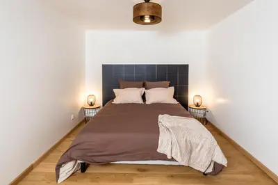 Un ou plusieurs lits dans un hébergement de l'établissement Duplex de 80m2 dans un village de caractère !