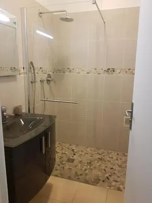 Salle de bains dans l'établissement Les Sabots du Parc