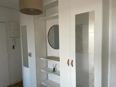 Salle de bains dans l'établissement appartement neuf style architecte au calme