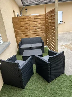 Coin salon dans l'établissement Appartement Cosy au cœur de la Champagne