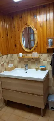 Salle de bains dans l'établissement Gîte du bel air