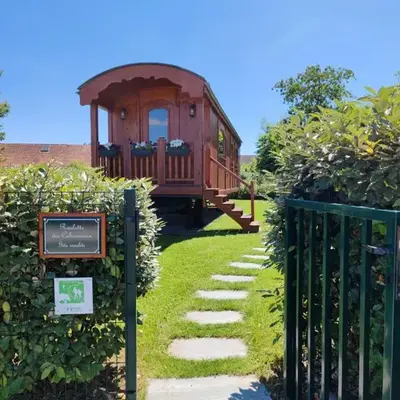 Gîte insolite en Champagne - Roulotte des Cahouriaux
