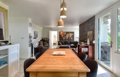 Cuisine ou kitchenette dans l'établissement Maison de charme à la campagne