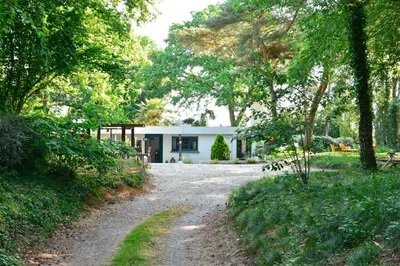 Jardin de l'établissement Maison de charme à la campagne