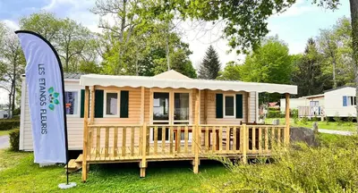 Jardin de l'établissement Camping Country Park Touquin - Site Officiel - Next to Disneyland Paris