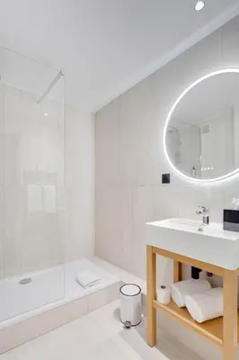 Salle de bains dans l'établissement Best Western Plus Le Picardy