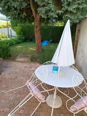 Jardin de l'établissement Gîte indépendant Diz'enreves au cœur des vignes